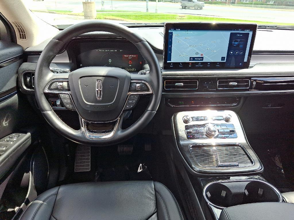 used 2021 Lincoln Nautilus car, priced at $25,900