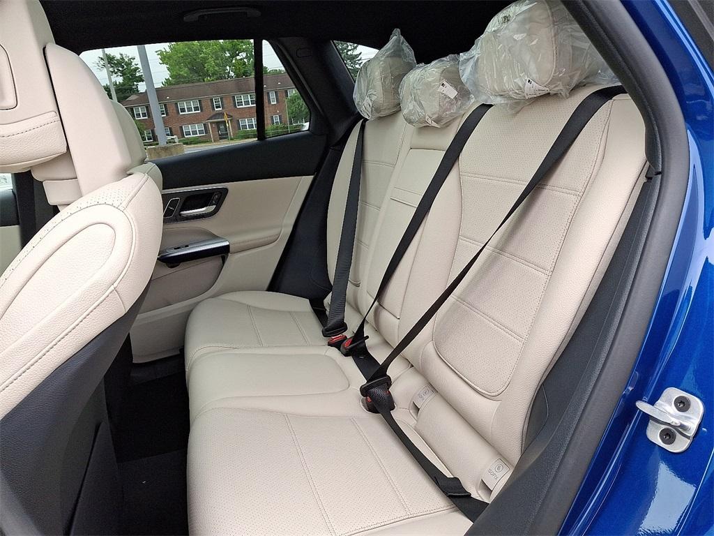 new 2025 Mercedes-Benz GLC 300 car, priced at $57,100
