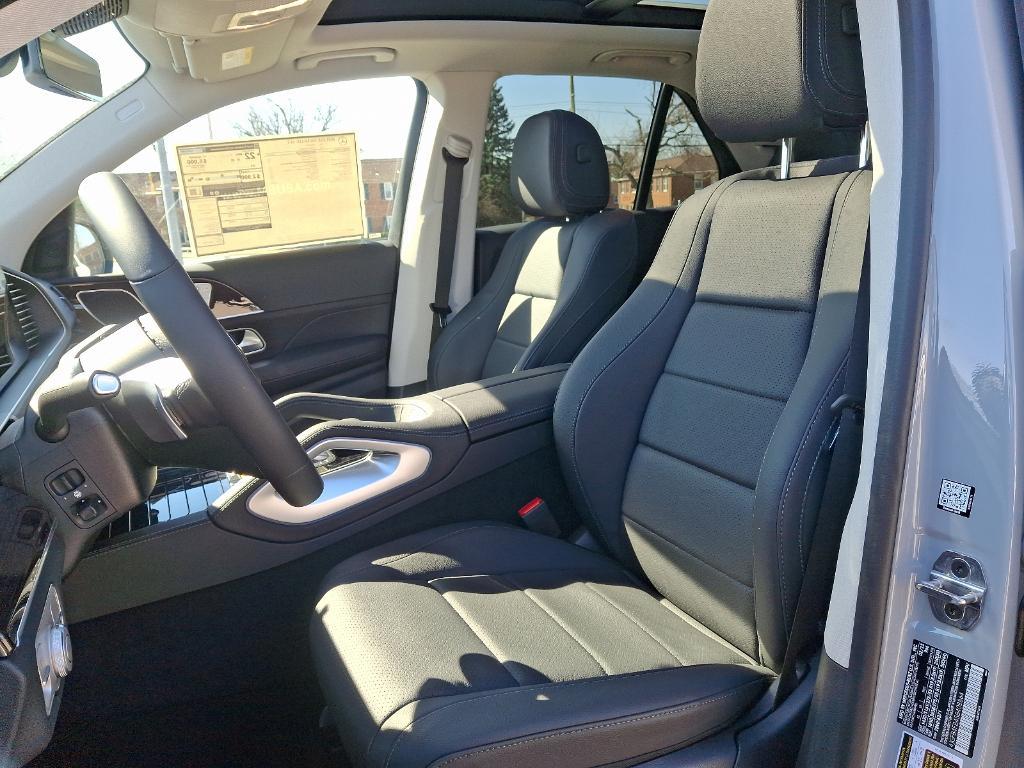 new 2025 Mercedes-Benz GLE 350 car, priced at $69,665