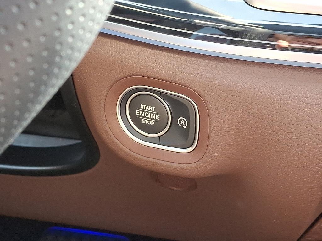 new 2026 Mercedes-Benz GLS 450 car