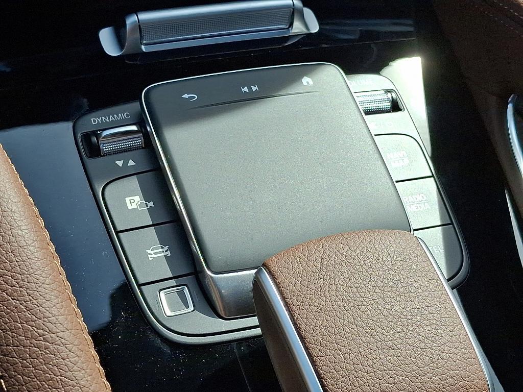 new 2026 Mercedes-Benz GLS 450 car