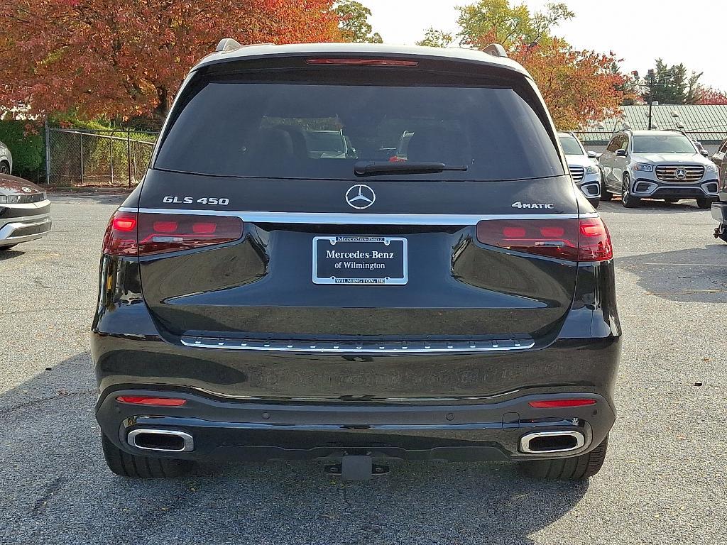 new 2026 Mercedes-Benz GLS 450 car