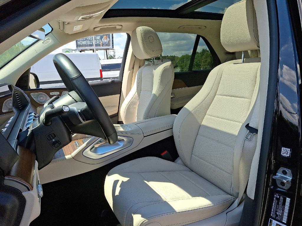 used 2024 Mercedes-Benz GLE 350 car, priced at $59,900