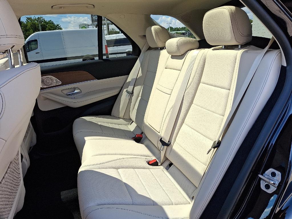 used 2024 Mercedes-Benz GLE 350 car, priced at $59,900