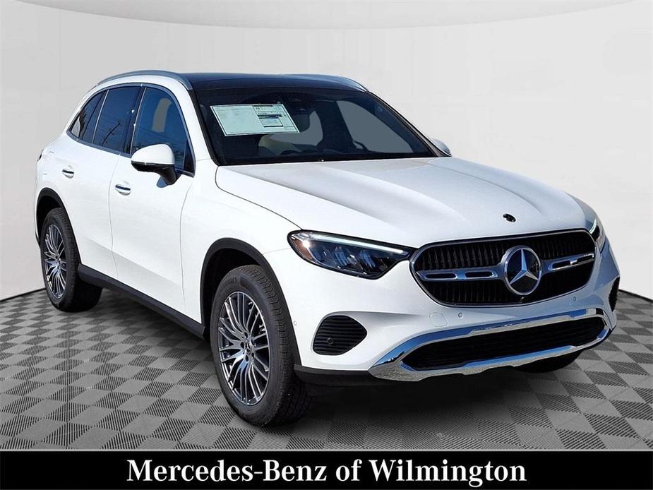 new 2025 Mercedes-Benz GLC 300 car, priced at $54,885