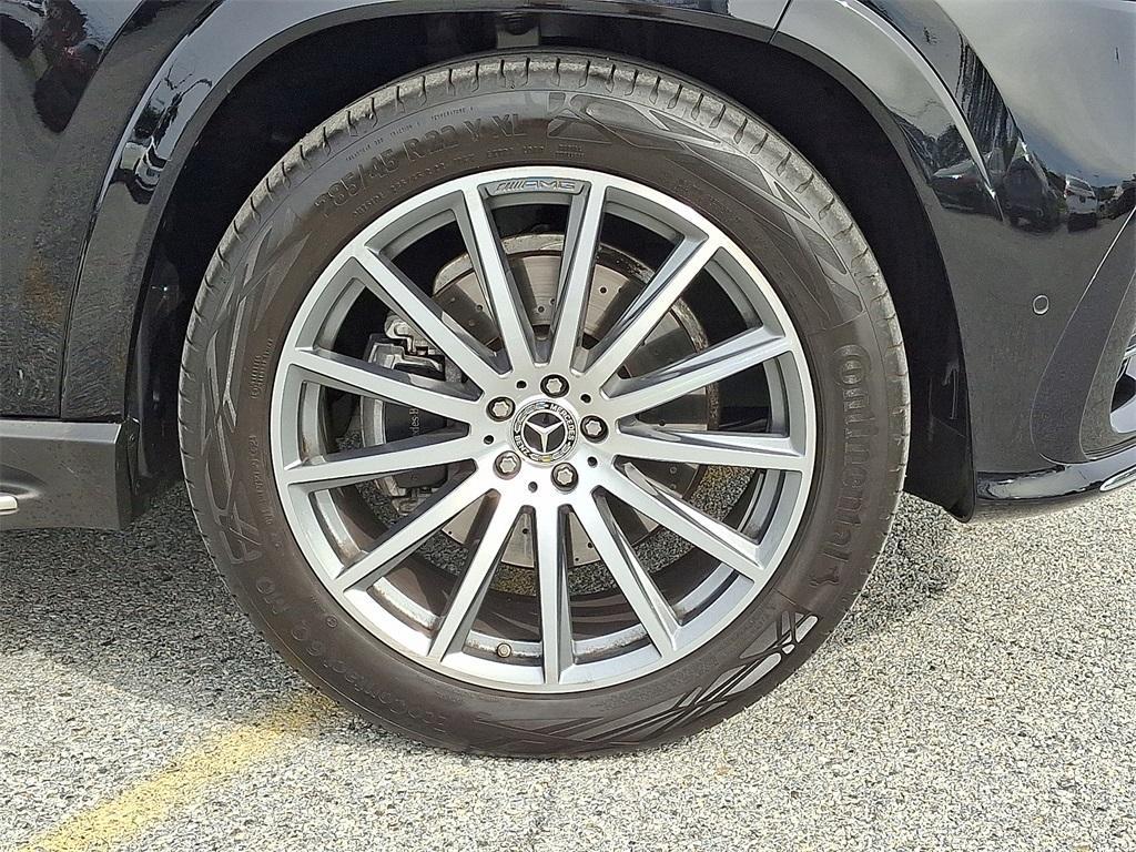 used 2025 Mercedes-Benz GLS 580 car, priced at $108,900