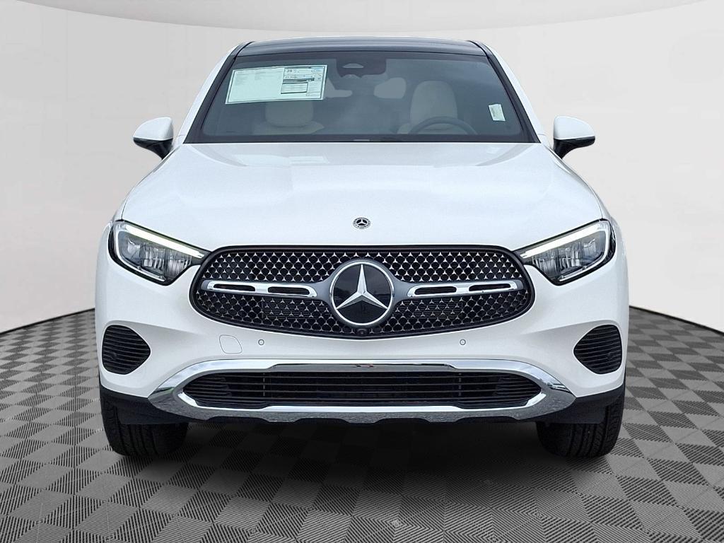 new 2025 Mercedes-Benz GLC 300 car, priced at $80,735