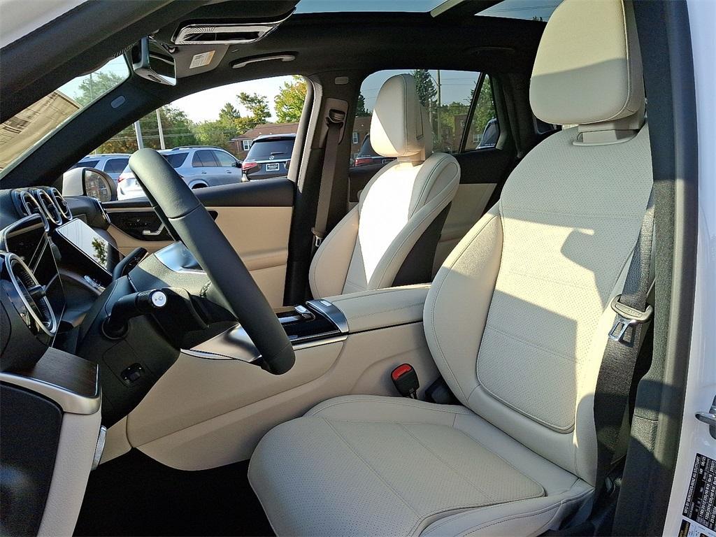 new 2026 Mercedes-Benz GLC 300 car, priced at $54,585