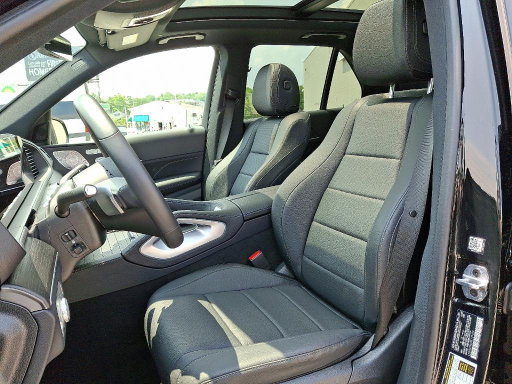 used 2024 Mercedes-Benz GLE 350 car, priced at $63,900