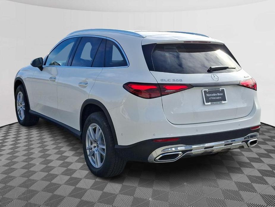 new 2025 Mercedes-Benz GLC 300 car, priced at $54,700