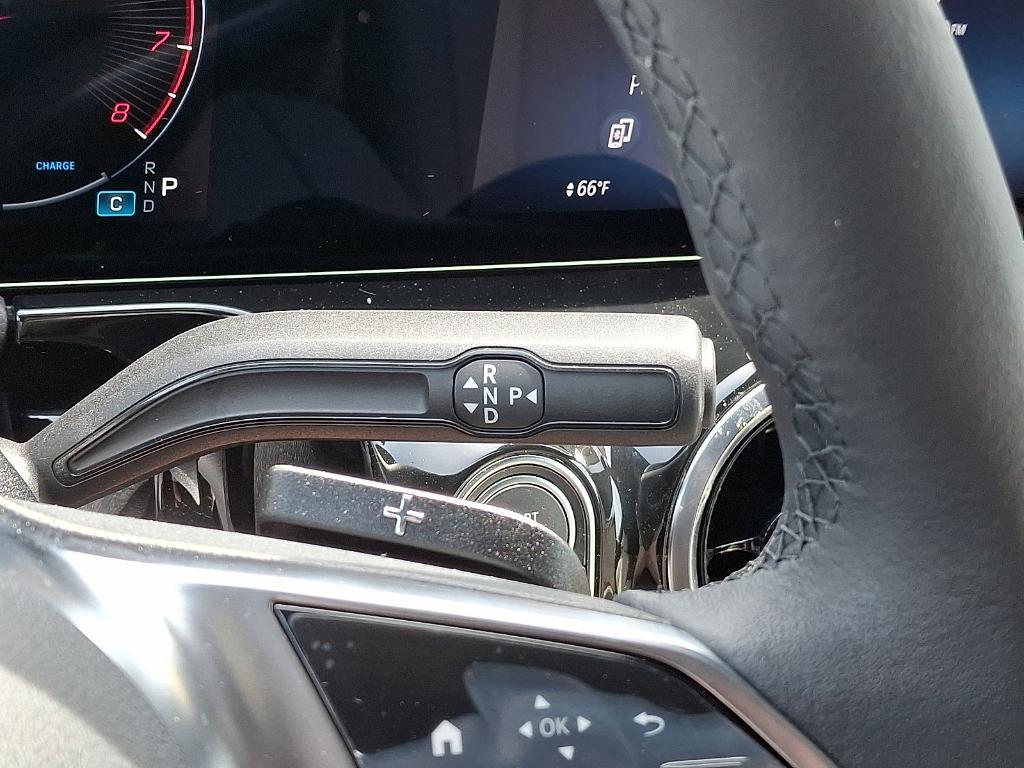 new 2025 Mercedes-Benz GLA 250 car, priced at $44,250