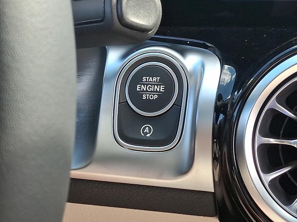 new 2026 Mercedes-Benz GLB 250 car, priced at $51,460