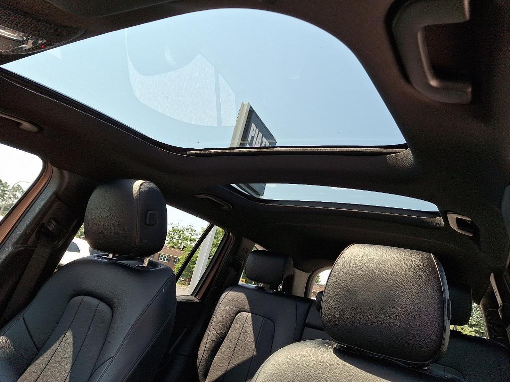 used 2021 Mercedes-Benz GLB 250 car, priced at $30,900