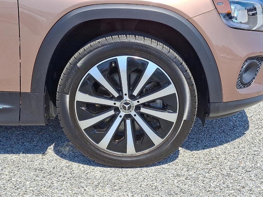 used 2021 Mercedes-Benz GLB 250 car, priced at $30,900