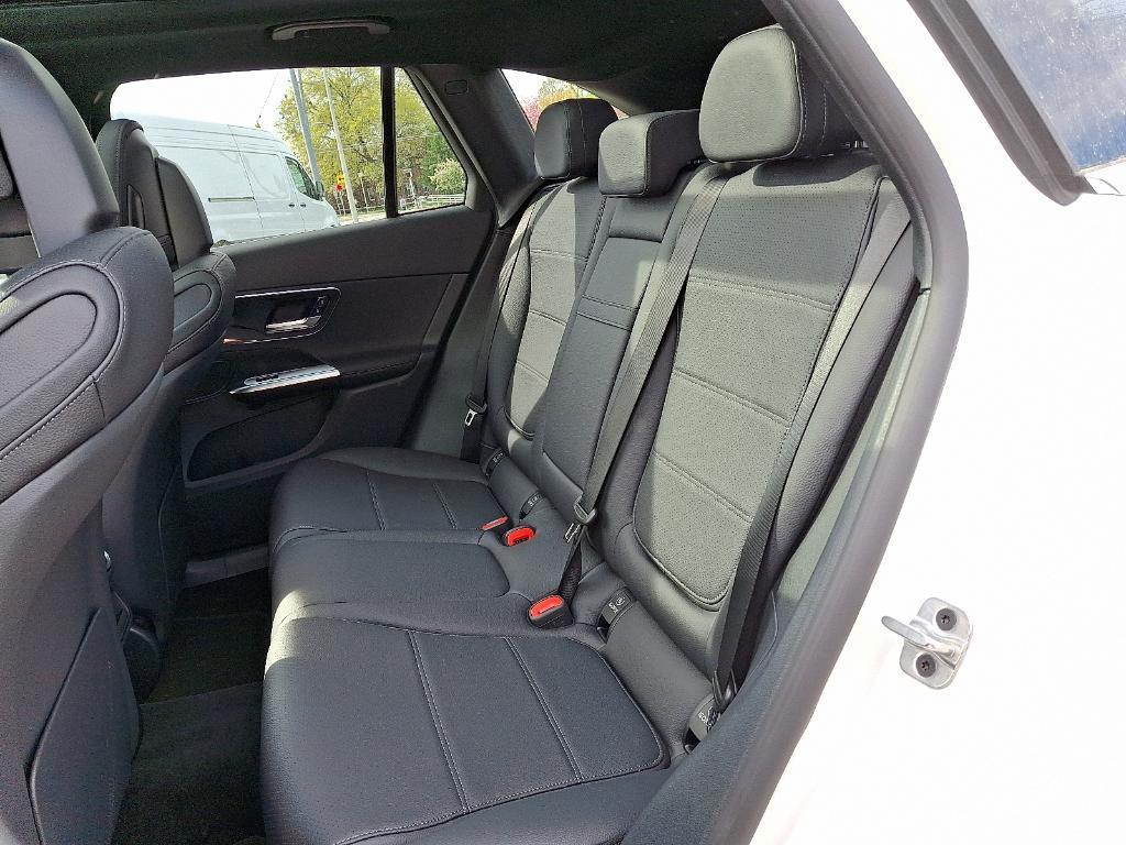 new 2025 Mercedes-Benz GLC 300 car, priced at $54,185