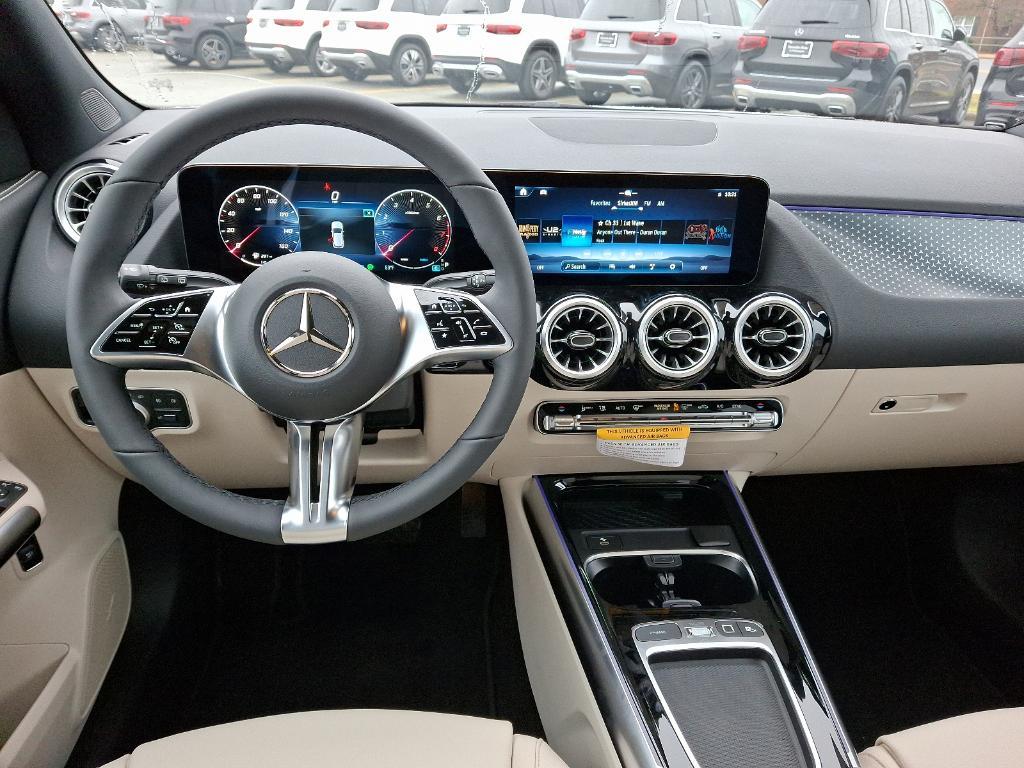 new 2025 Mercedes-Benz GLA 250 car, priced at $48,865