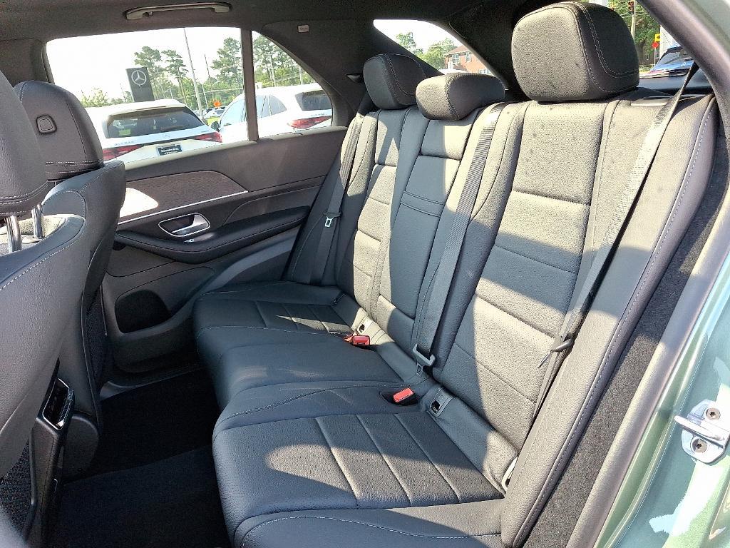 new 2025 Mercedes-Benz GLE 350 car, priced at $81,435