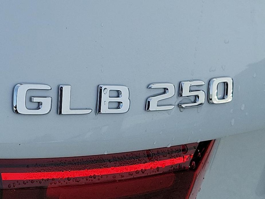 new 2024 Mercedes-Benz GLB 250 car, priced at $50,630