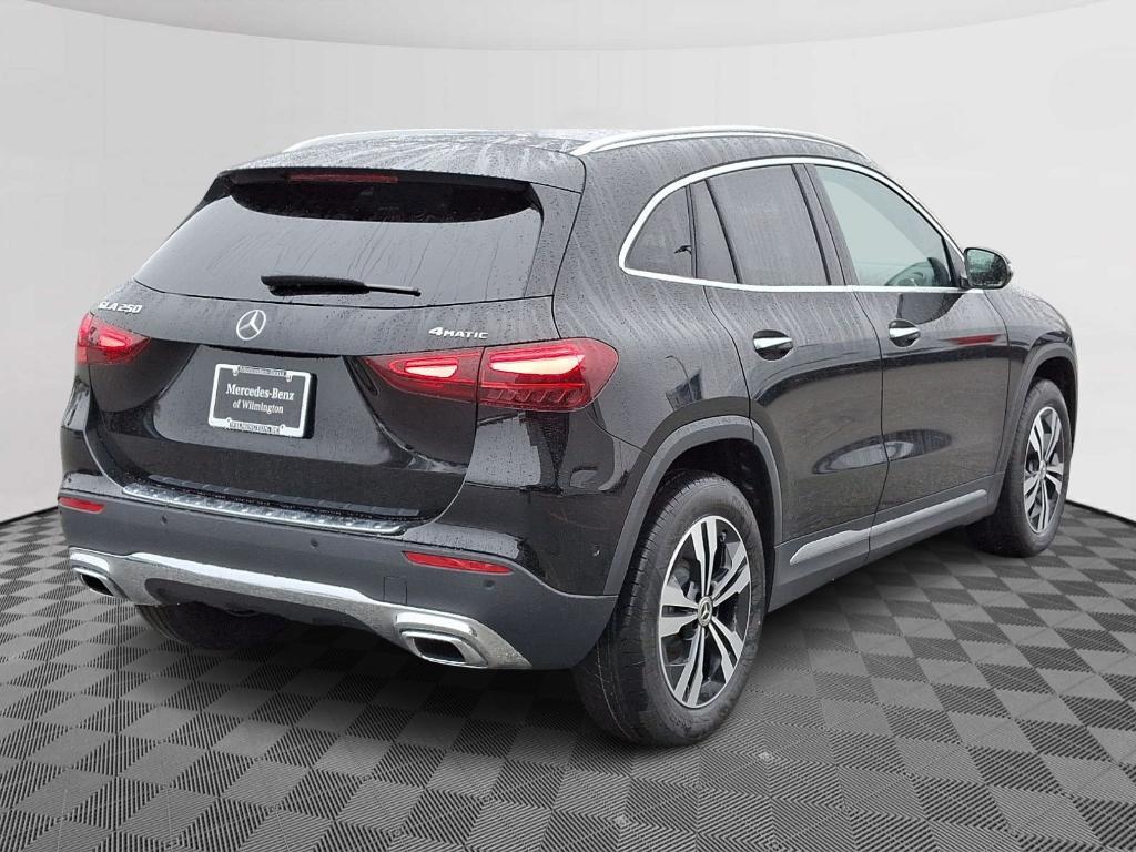 new 2025 Mercedes-Benz GLA 250 car, priced at $48,805