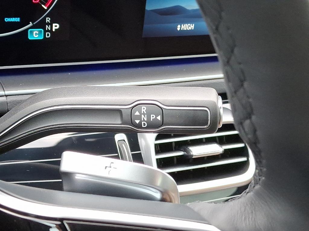 new 2026 Mercedes-Benz GLS 450 car