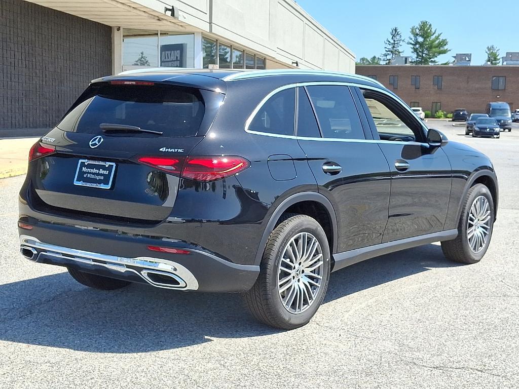 new 2025 Mercedes-Benz GLC 300 car, priced at $55,535