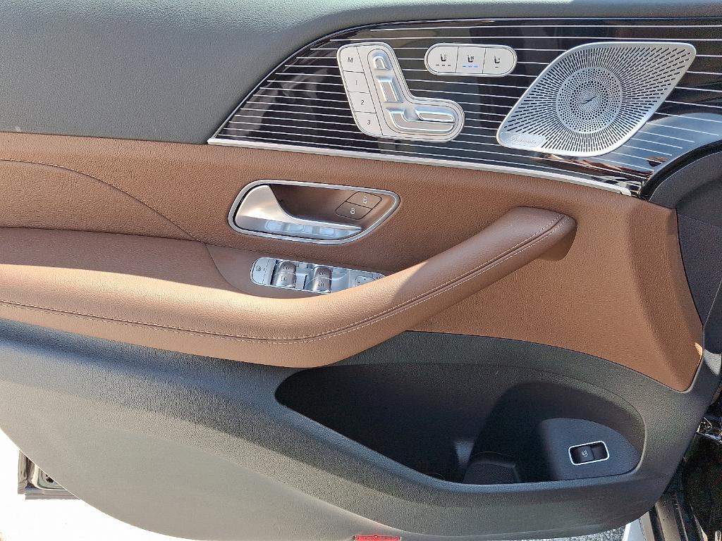 used 2025 Mercedes-Benz GLS 450 car, priced at $96,485