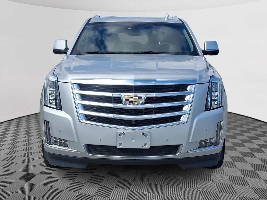 used 2017 Cadillac Escalade car, priced at $29,900