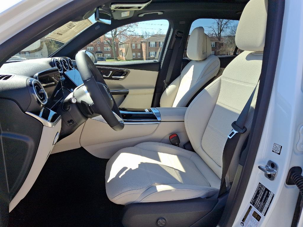 new 2025 Mercedes-Benz GLC 350e car, priced at $65,185