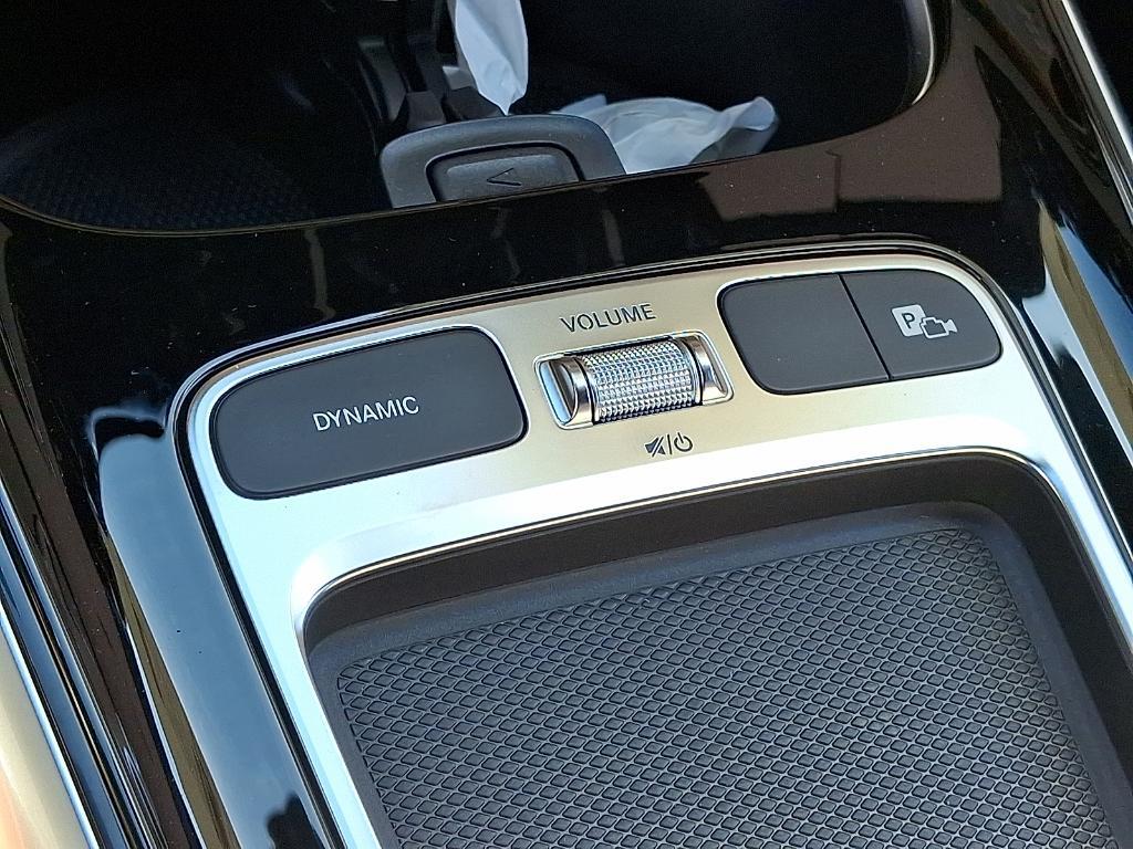 new 2025 Mercedes-Benz GLA 250 car, priced at $44,250