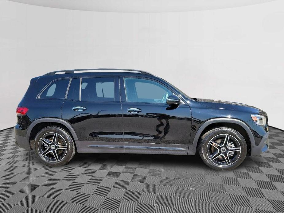 used 2023 Mercedes-Benz GLB 250 car, priced at $40,900