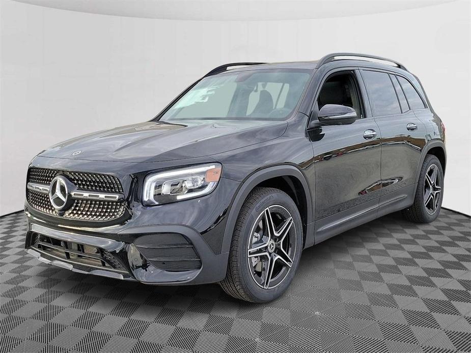 new 2023 Mercedes-Benz GLB 250 car, priced at $53,375