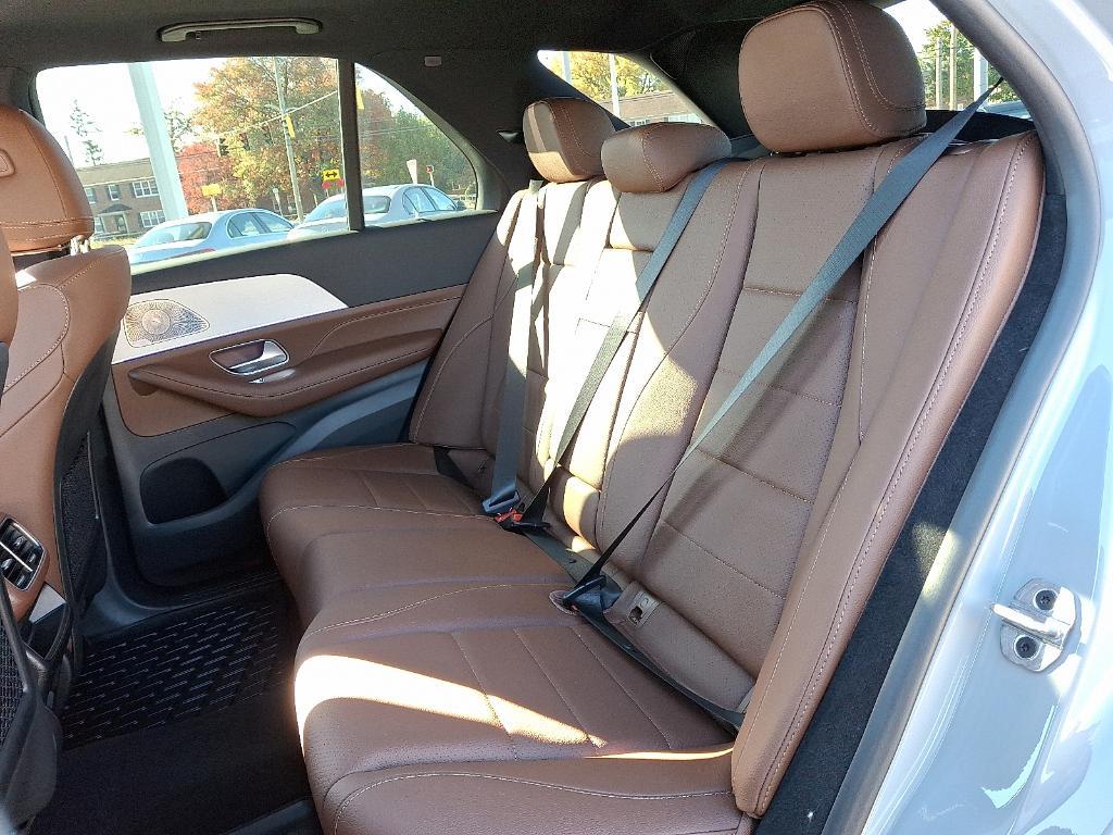 new 2025 Mercedes-Benz GLE 350 car, priced at $70,705