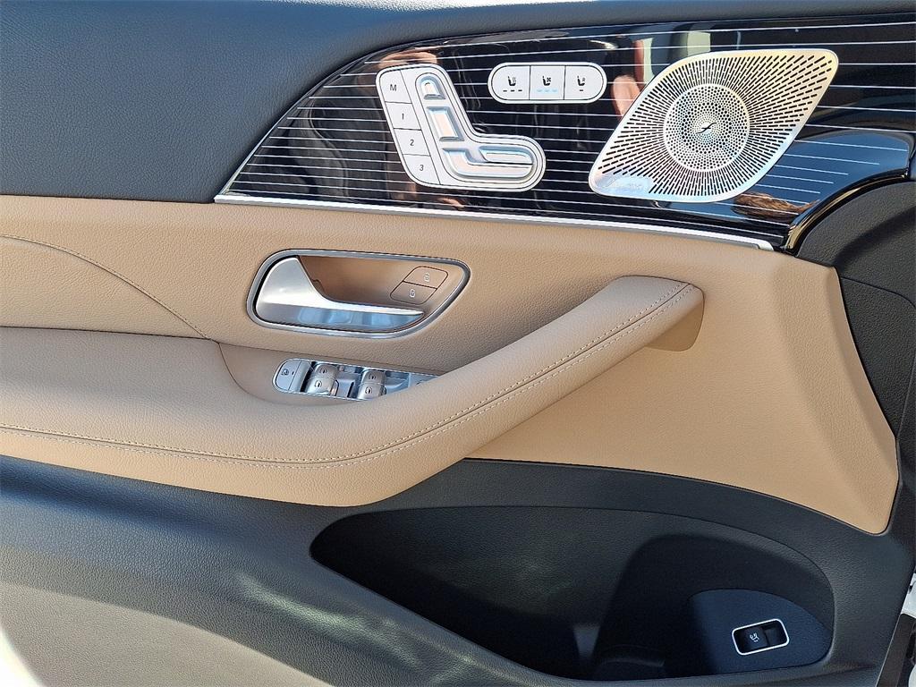 new 2026 Mercedes-Benz GLE 350 car, priced at $79,290