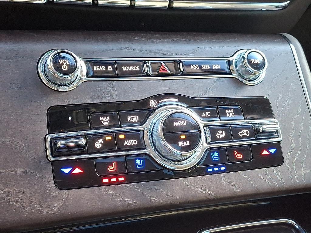 used 2023 Lincoln Aviator car, priced at $49,900