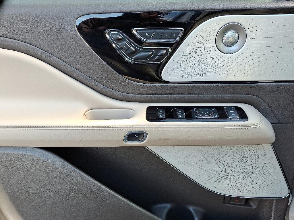 used 2023 Lincoln Aviator car, priced at $49,900