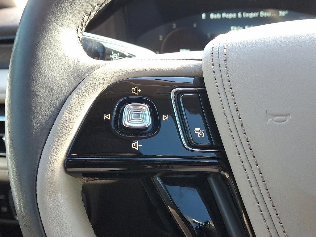 used 2023 Lincoln Aviator car, priced at $49,900