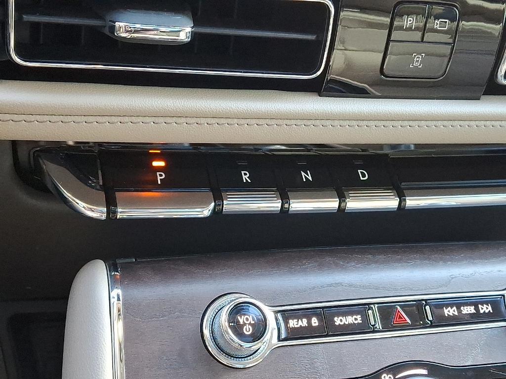 used 2023 Lincoln Aviator car, priced at $49,900