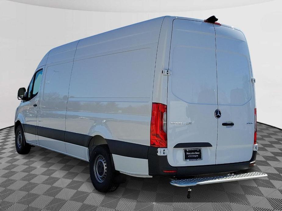 new 2024 Mercedes-Benz Sprinter 2500 car