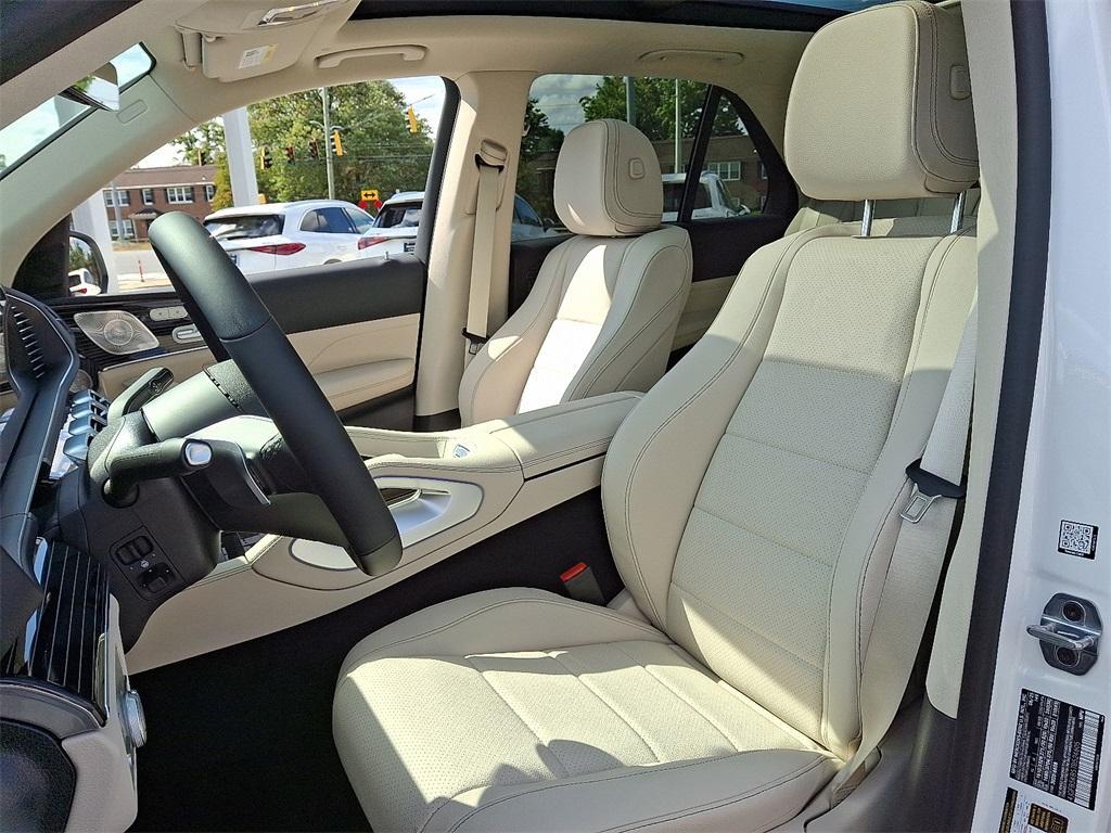 new 2026 Mercedes-Benz GLE 450 car, priced at $79,235