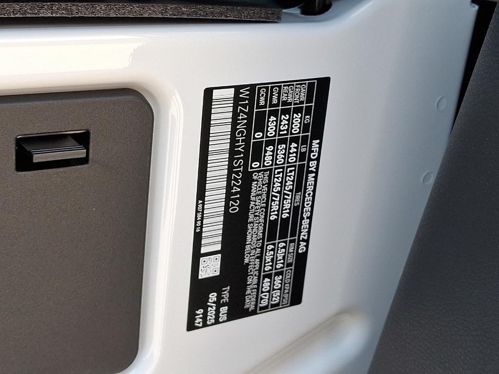 new 2025 Mercedes-Benz Sprinter 2500 car, priced at $79,578