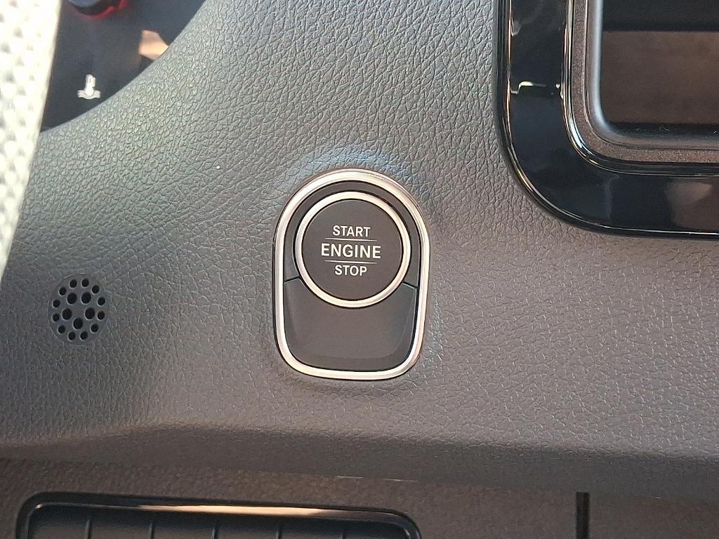 new 2025 Mercedes-Benz Sprinter 2500 car, priced at $79,578