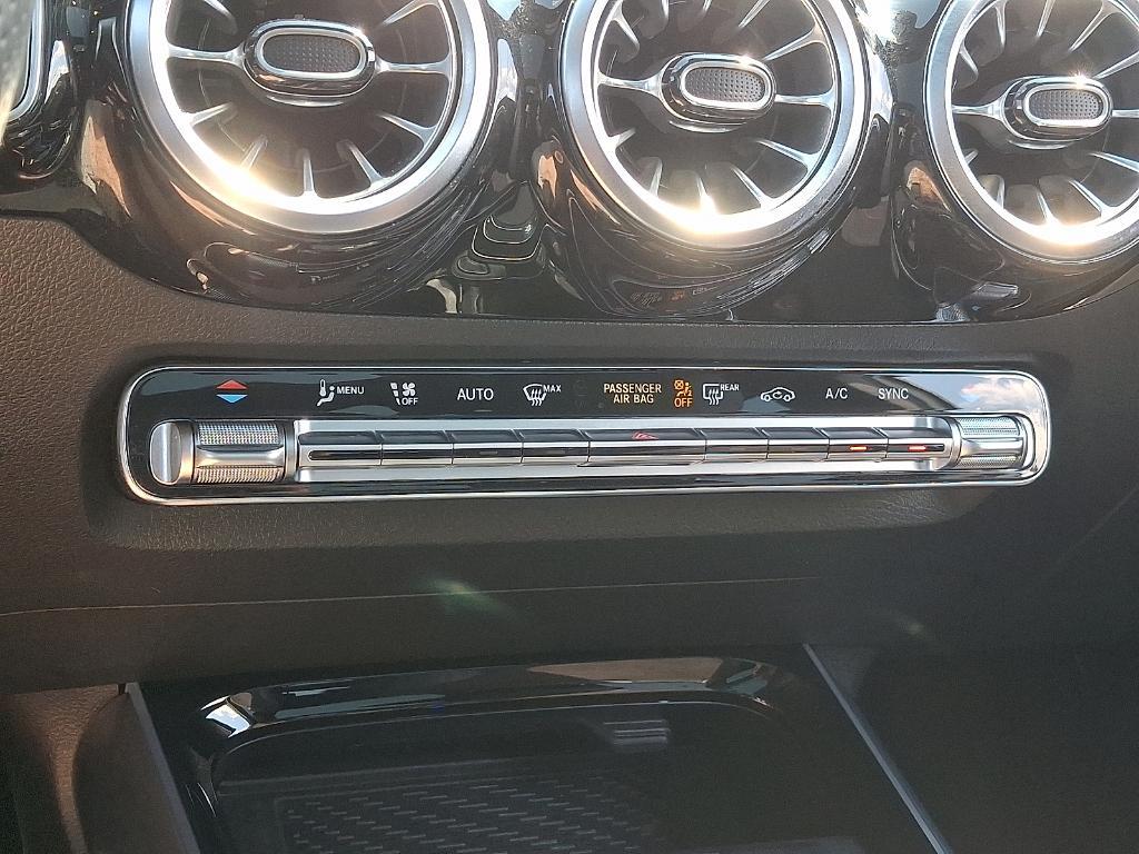 used 2025 Mercedes-Benz GLA 250 car, priced at $44,900