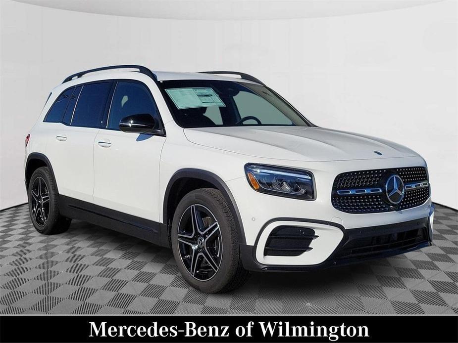 new 2024 Mercedes-Benz GLB 250 car, priced at $51,860