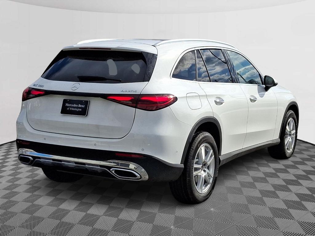 new 2025 Mercedes-Benz GLC 300 car, priced at $54,185