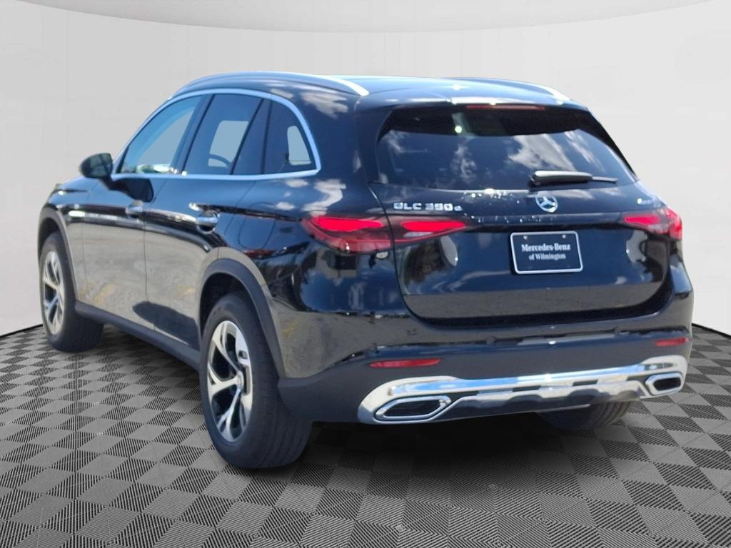 new 2025 Mercedes-Benz GLC 350e car