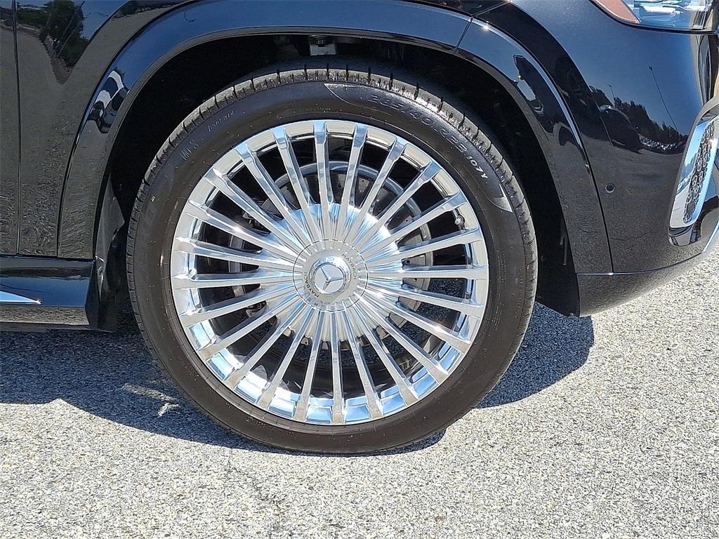 used 2024 Mercedes-Benz Maybach GLS 600 car, priced at $152,900