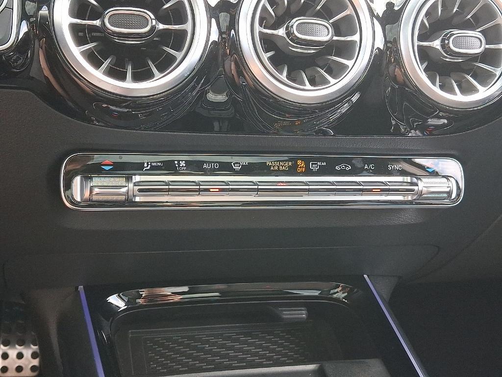 used 2025 Mercedes-Benz GLA 250 car, priced at $43,900