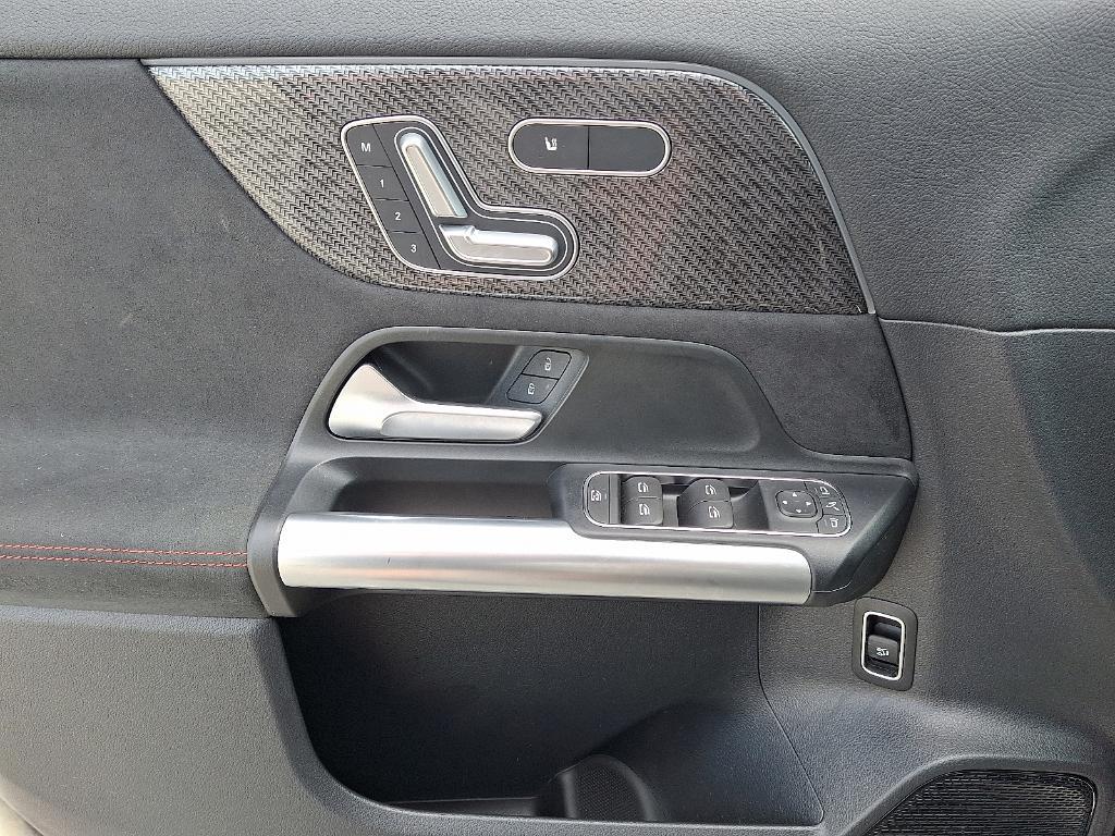 used 2025 Mercedes-Benz GLA 250 car, priced at $43,900