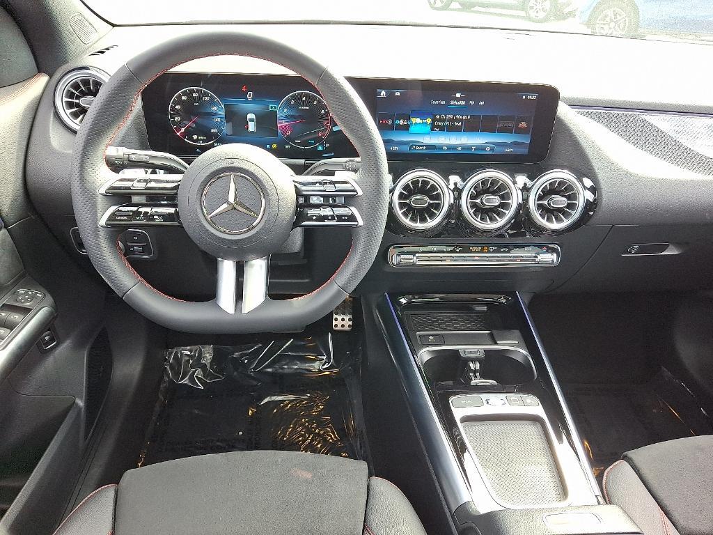 used 2025 Mercedes-Benz GLA 250 car, priced at $43,900