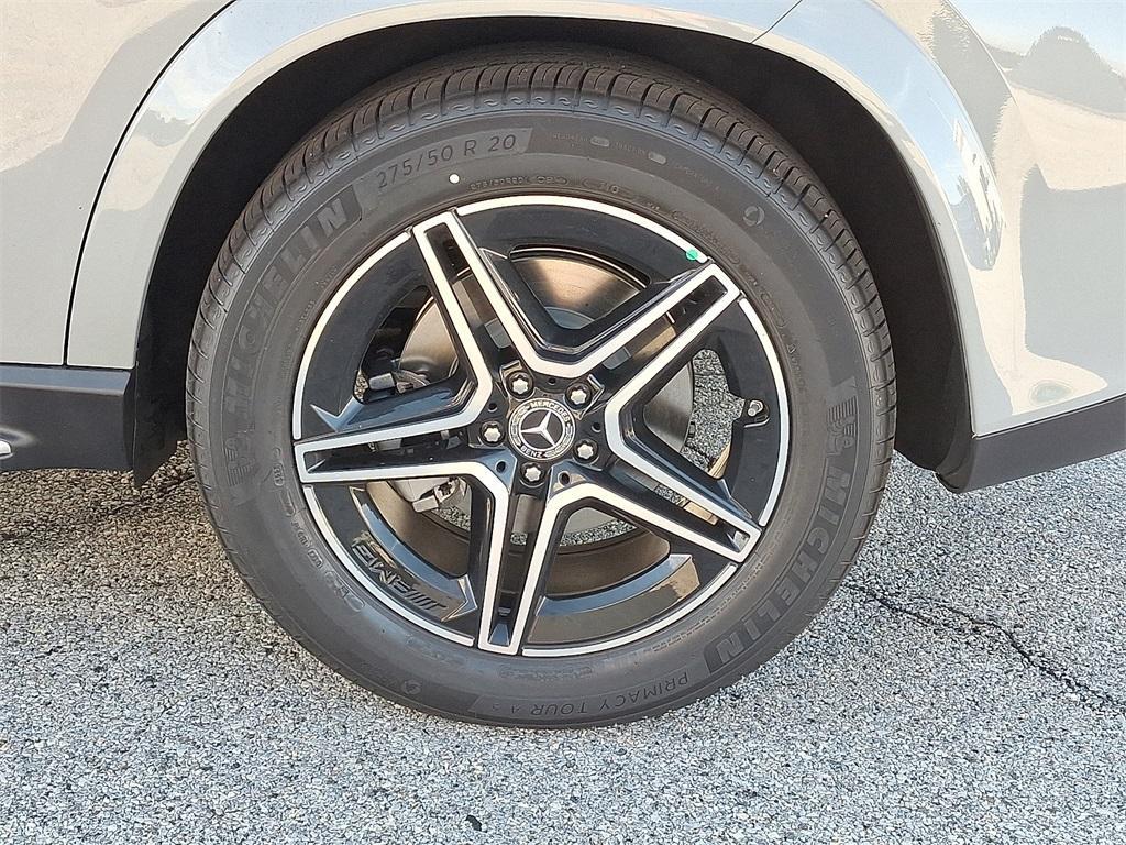 new 2026 Mercedes-Benz GLE 450 car, priced at $82,280